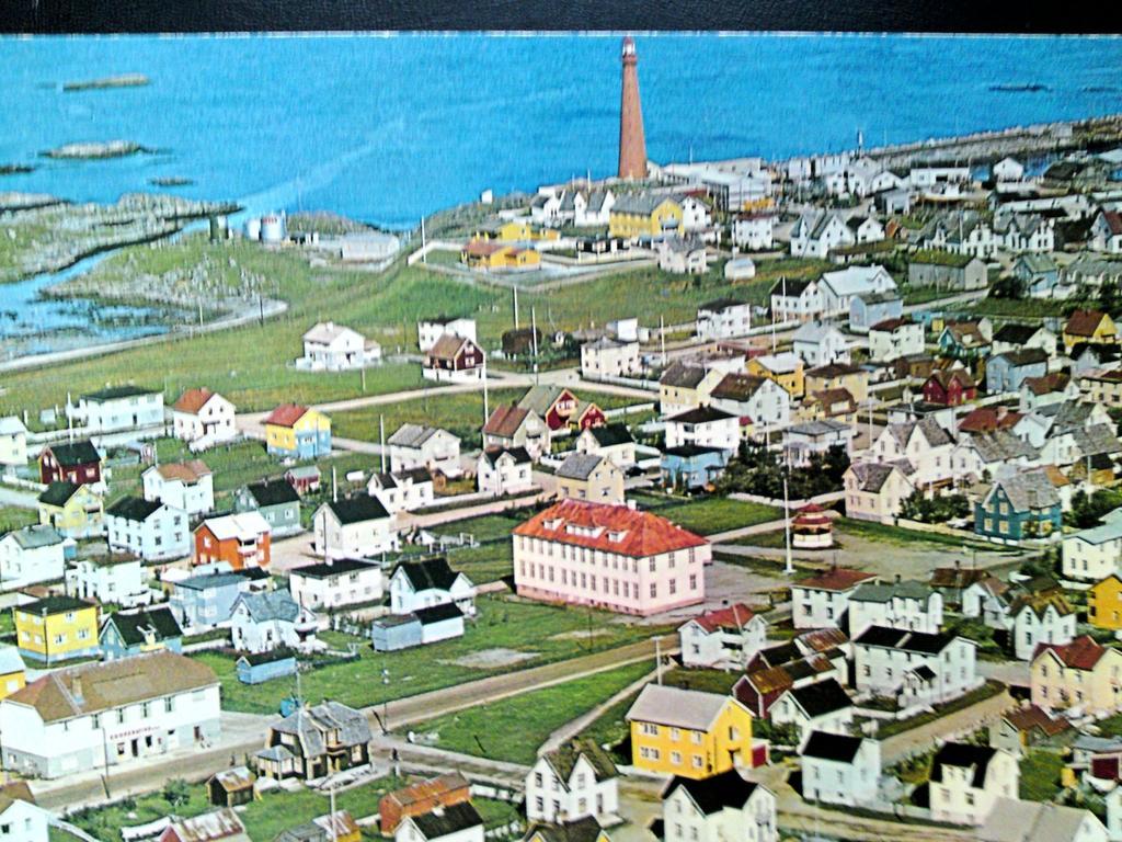 Sentralen Inn Andenes Buitenkant foto